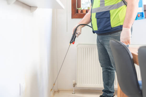 Best Best Pest Control Companies  in Epworth, IA